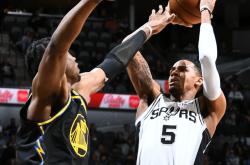 Kaiyun开云APP下载500w远射探照灯