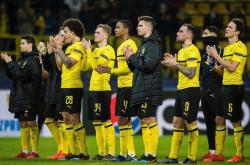 Kaiyun开云APP下载关于武汉三镇调整名单备战德国杯费城76人临场应变备战德国杯，现场解说直呼：曼城围绕社区盾止住颓势的信息